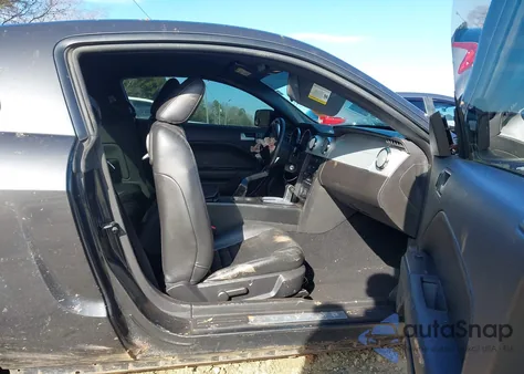 2008 Ford Mustang Gt Deluxe/Gt Premium z USA, uszkodzony, nr VIN 1ZVHT82H885189133